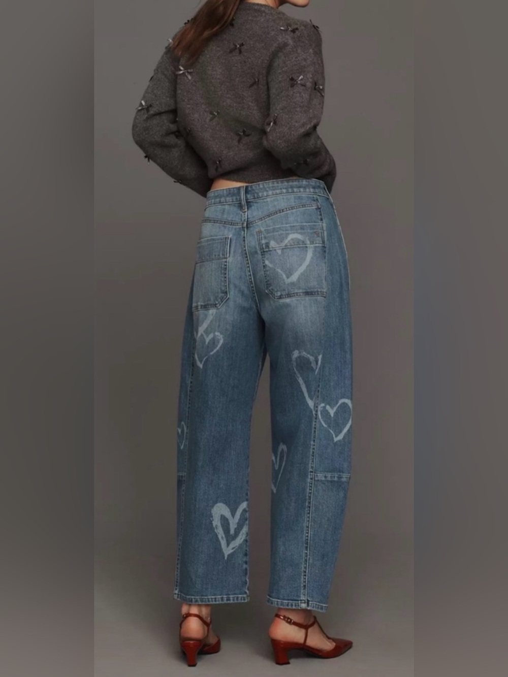 Kenna Mid-Rise Heritage Barrel Jeans by Pilcro - Picture 2 of 5